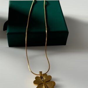 Collier Trifia