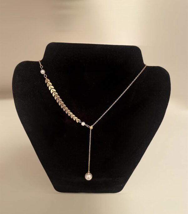 Collier Mira